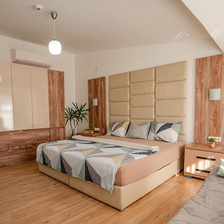 City Center Apartment Ohri Dış mekan fotoğraf