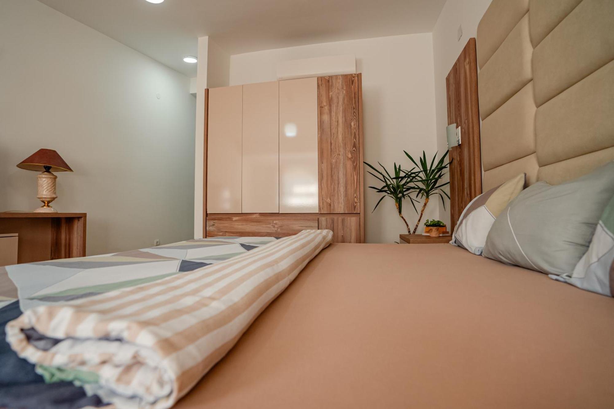 City Center Apartment Ohri Dış mekan fotoğraf